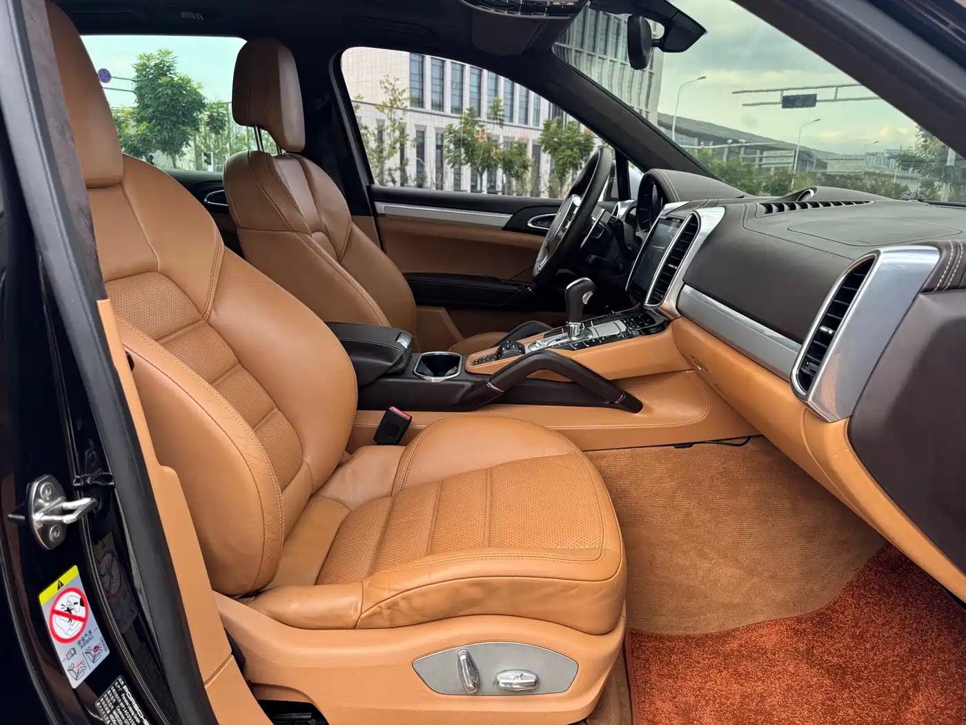 Porsche Cayenne 2012 Cayenne GTS 4.8L фото 12