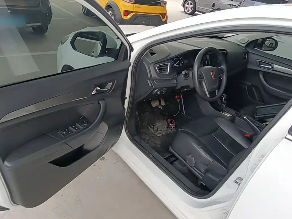 Roewe 360 2017 2017 1.5L Auto Luxury Edition