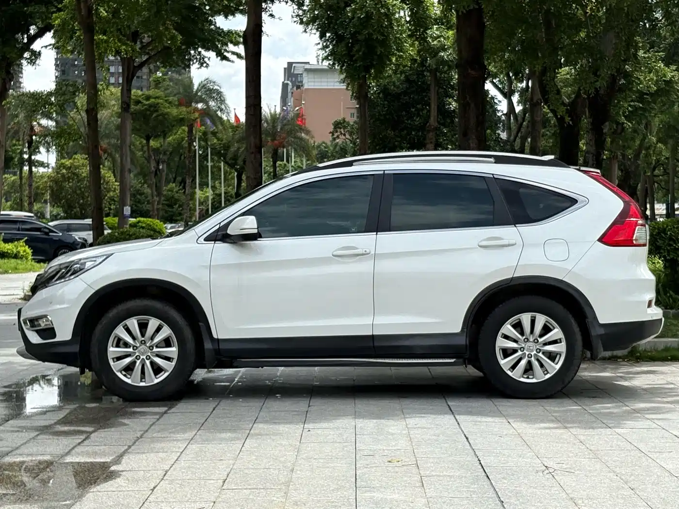 Фото 4 - Honda CR-V