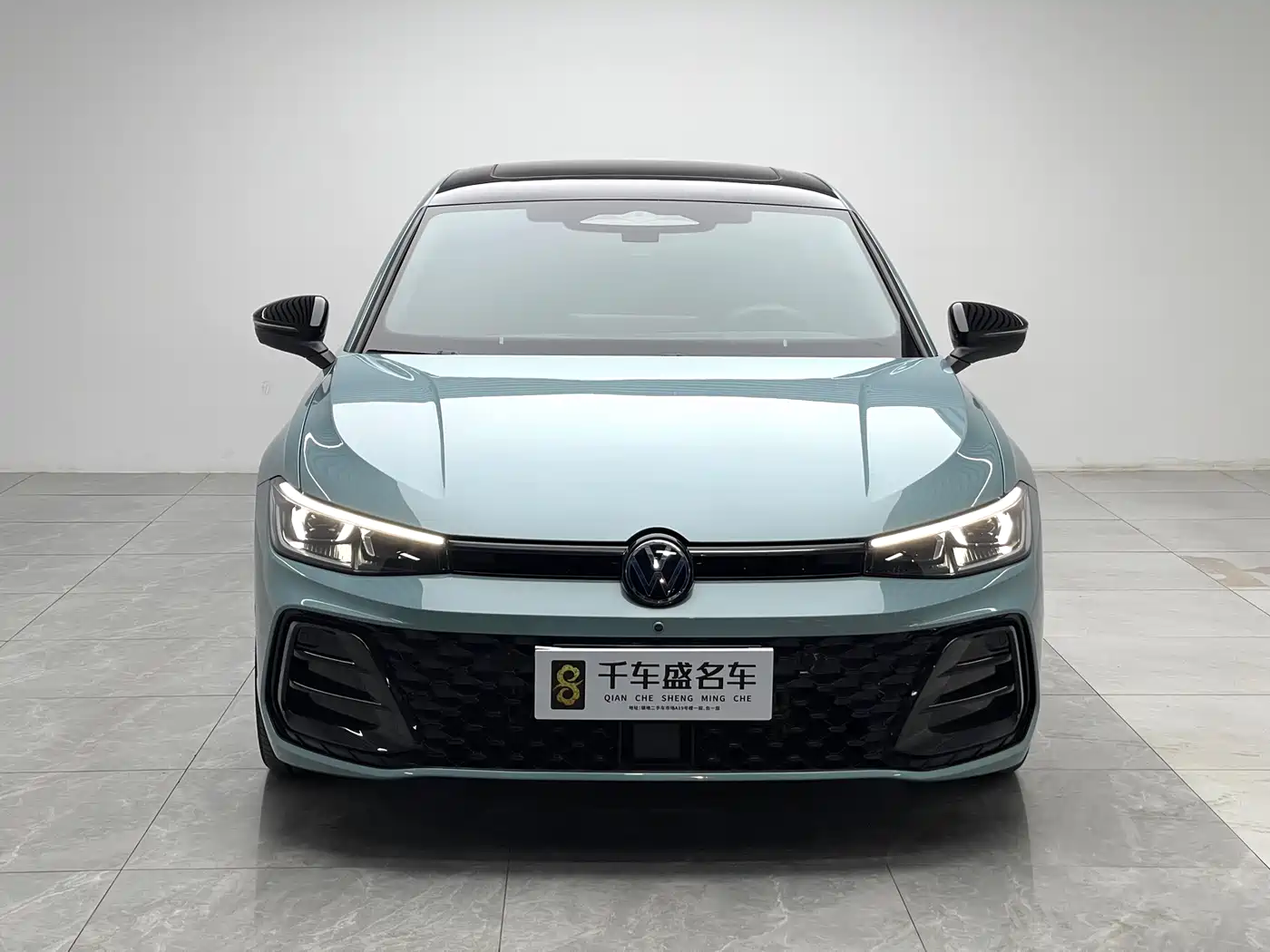 Volkswagen Passat 2025 Model Pro 380TSI Starlight Dragon Premium Edition фото 2