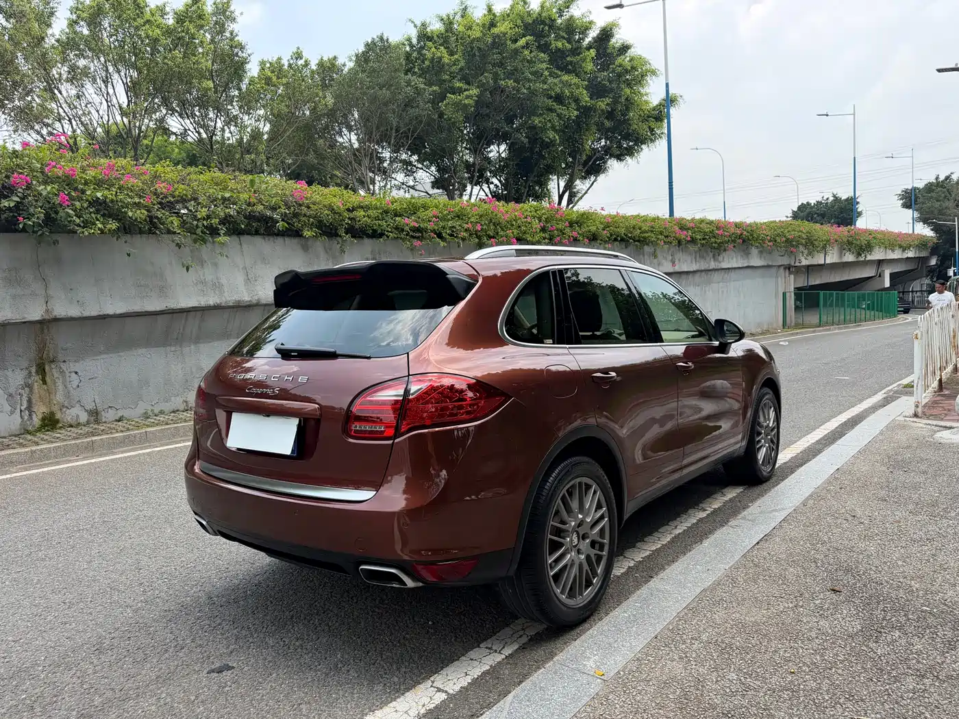 Porsche Cayenne 2011 Cayenne 3.0T фото 5