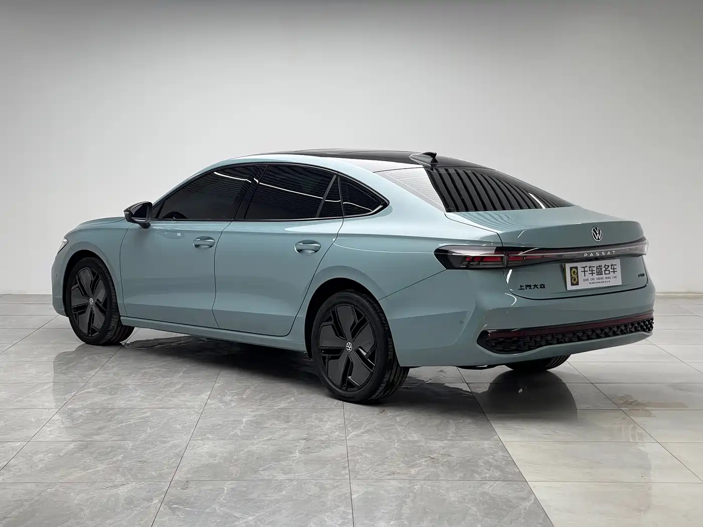 Volkswagen Passat 2025 Model Pro 380TSI Starlight Dragon Premium Edition фото 4