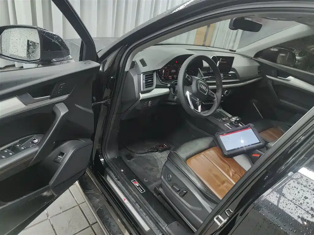 Audi Q5L 2020 40 TFSI Prestige Fashion фото 12