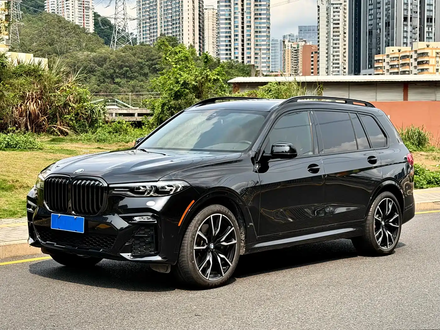 BMW X7 2022 xDrive40i Exclusive M Sport Package
