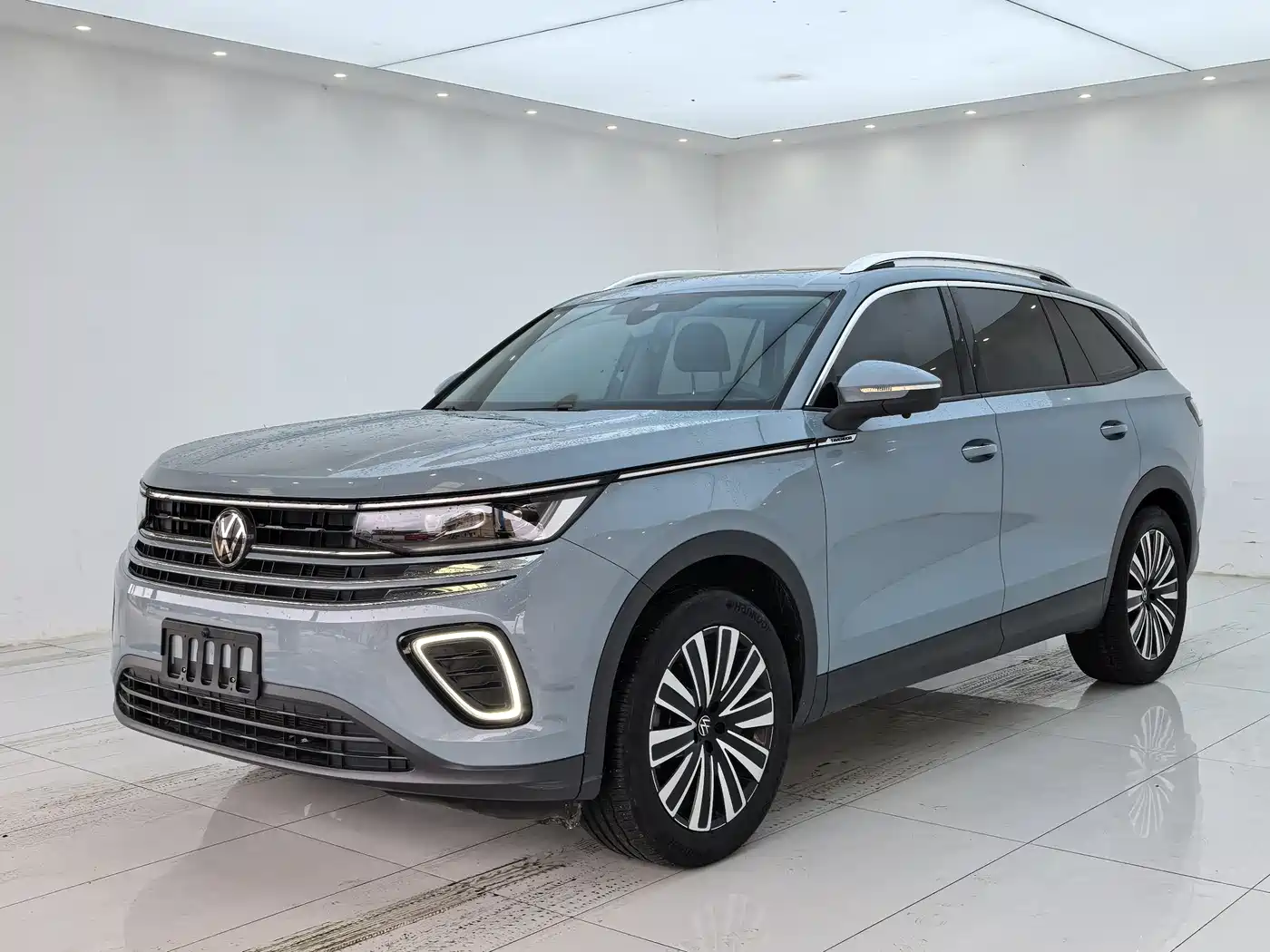 Volkswagen Talagon 2023 330TSI Luxury Touring Edition