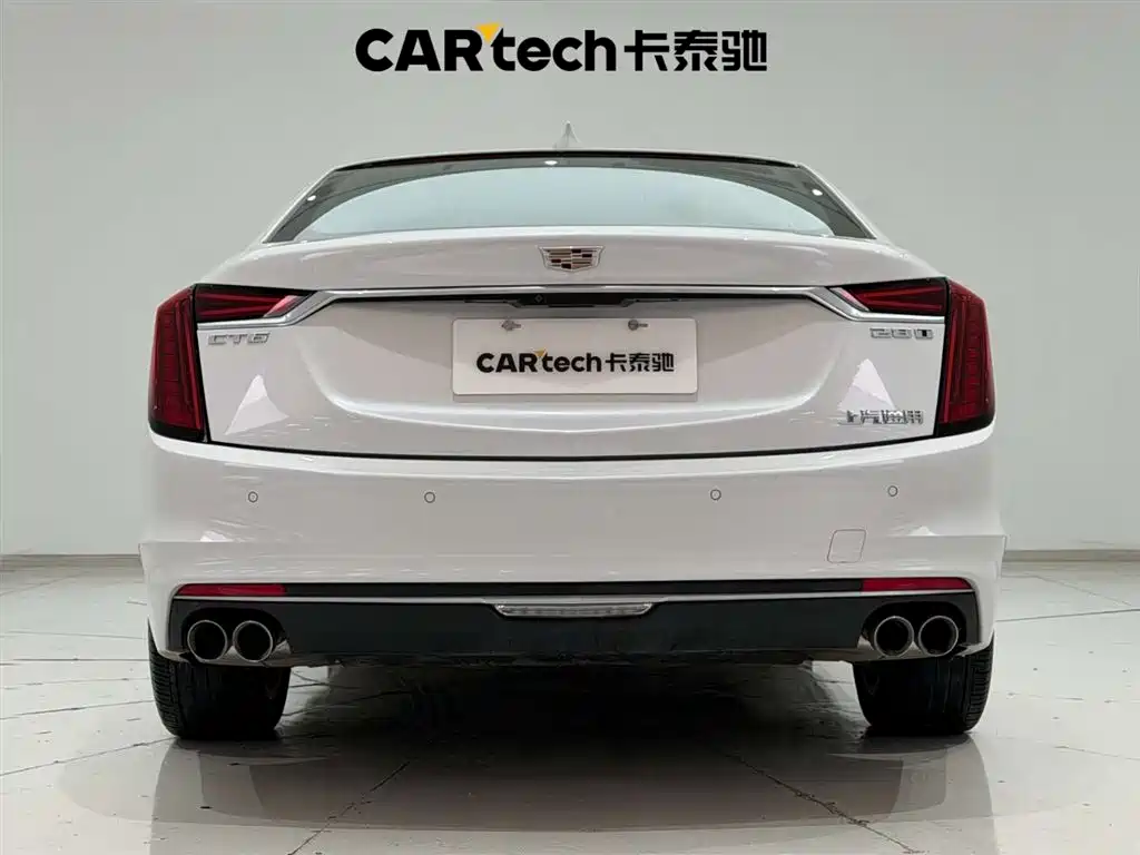 CADILLAC CT6