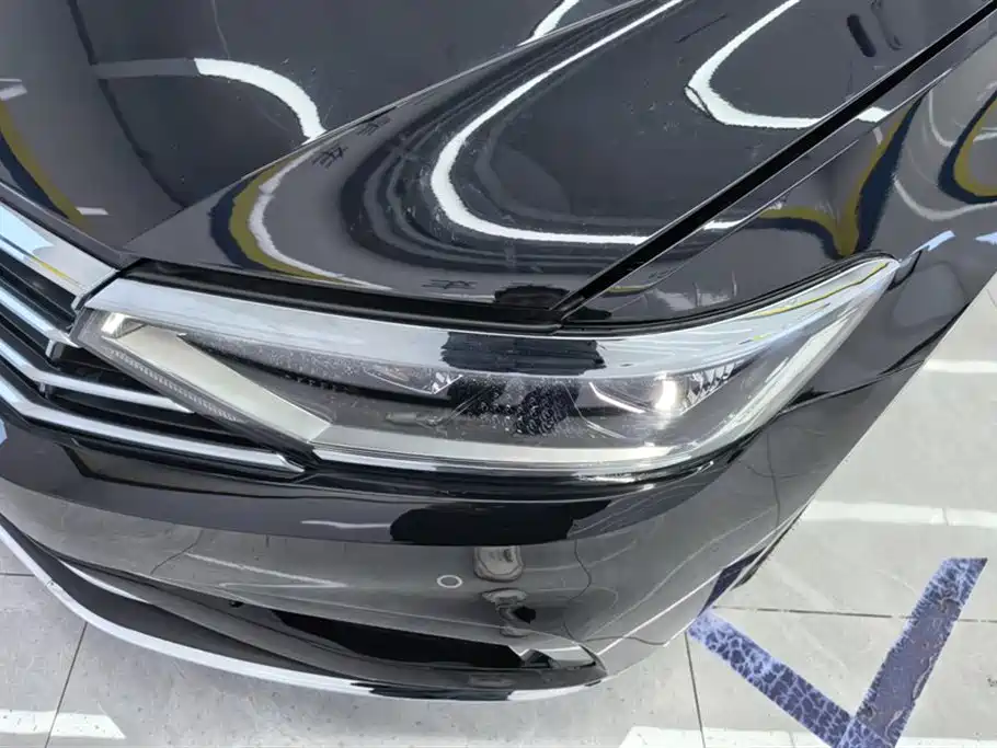 Volkswagen Magotan 2020 330TSI DSG Luxury фото 5