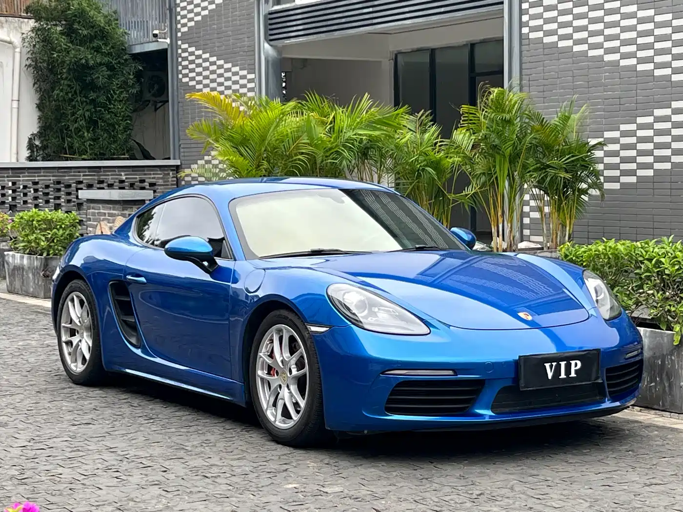Porsche 718 2018 Cayman 2.0T фото 3