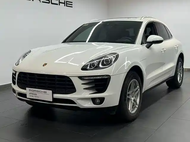 Porsche Macan 2017 Macan 2.0T — фото 1