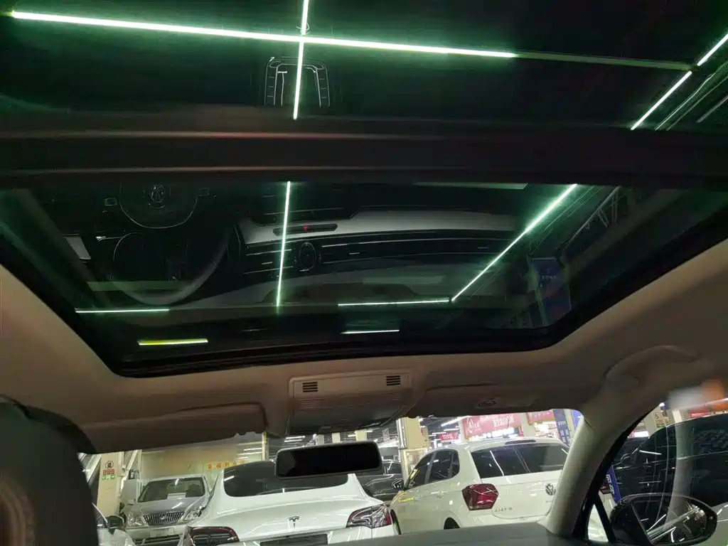Volkswagen Magotan 2018 330TSI DSG Leading фото 14