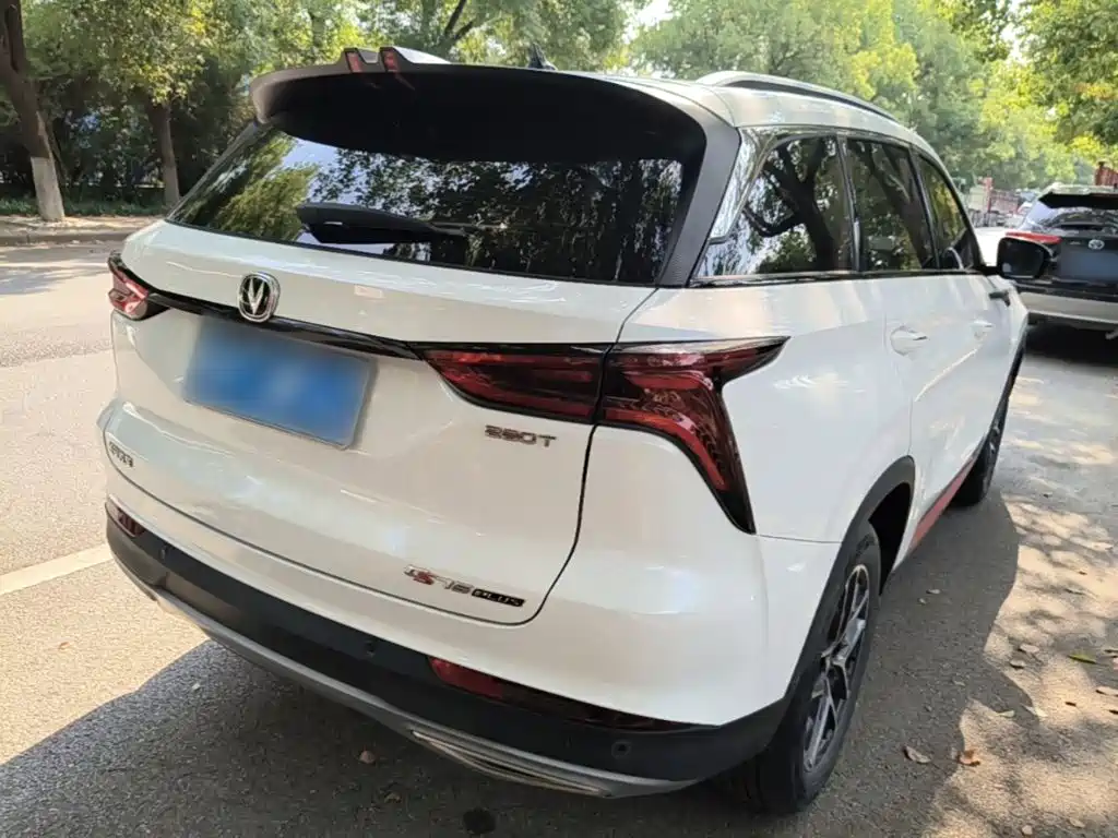 Фото 7 - Changan CS75 PLUS