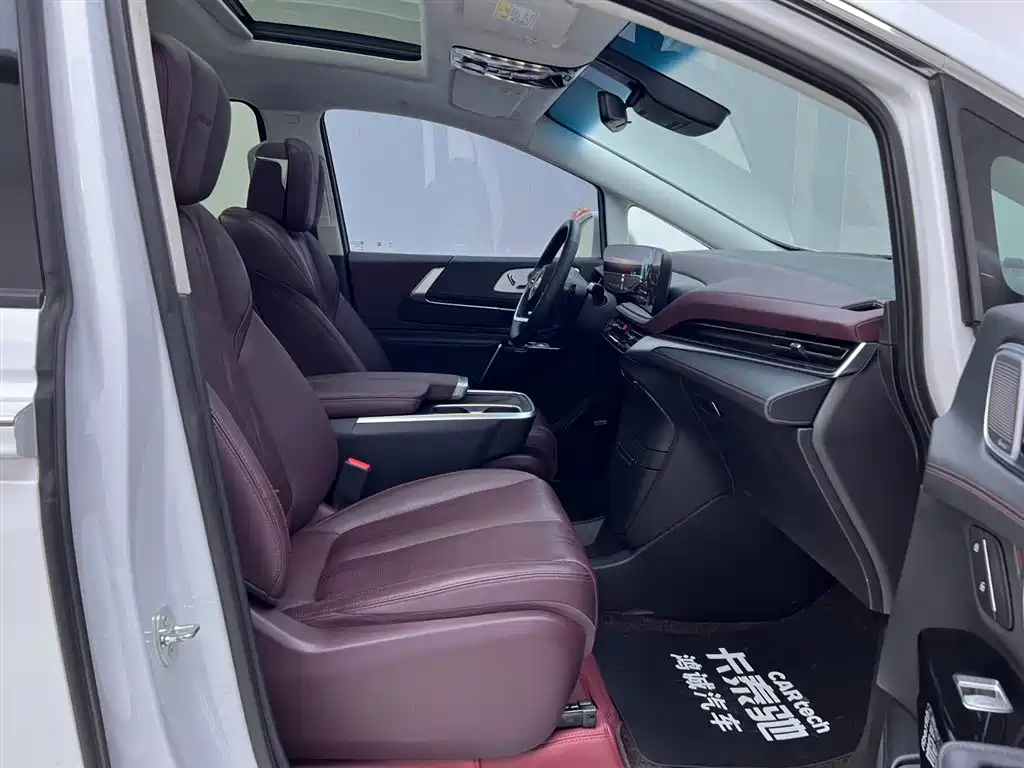 Buick Century 2023 2.0T 6-Seat World Edition фото 19