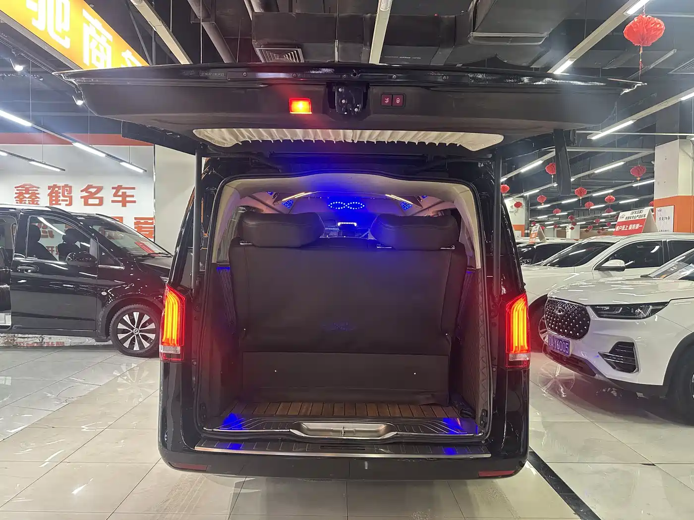 Mercedes-Benz Vito 2018 2.0T Elite Edition 7-seater China VI фото 23