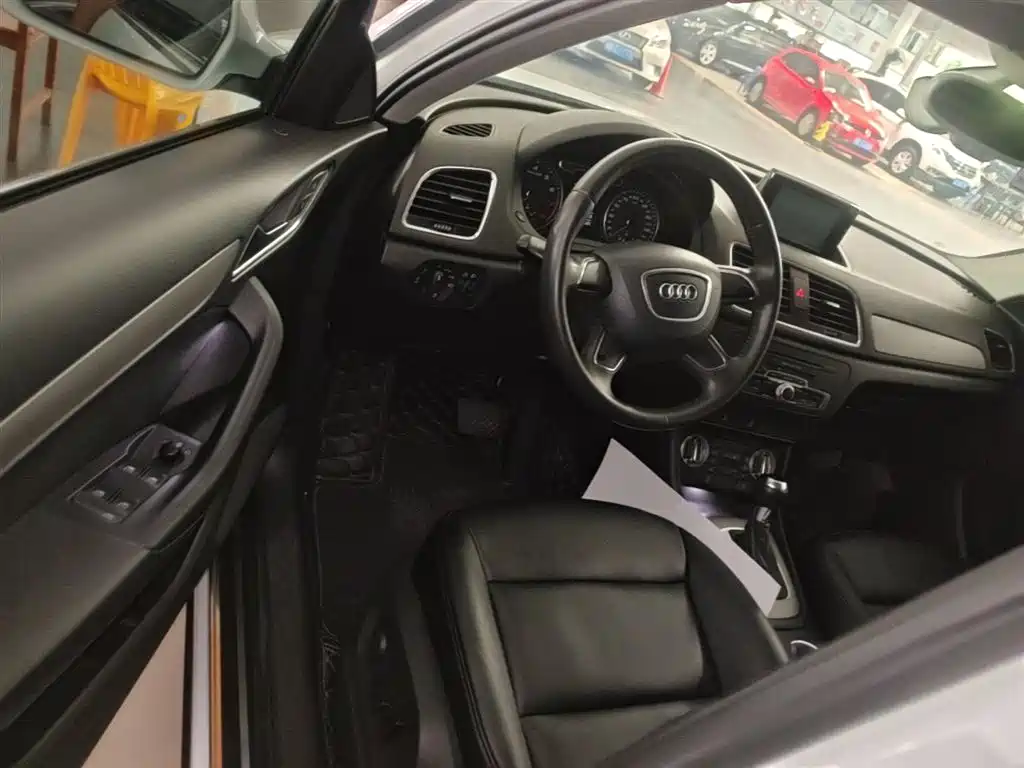 Audi Q3 2013 35 TFSI Progressive фото 16