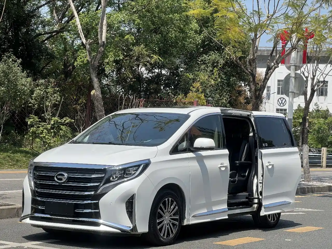 GAC Trumpchi Trumpchi M8 2021 Leading Show Series 390T Prestige Edition фото 4