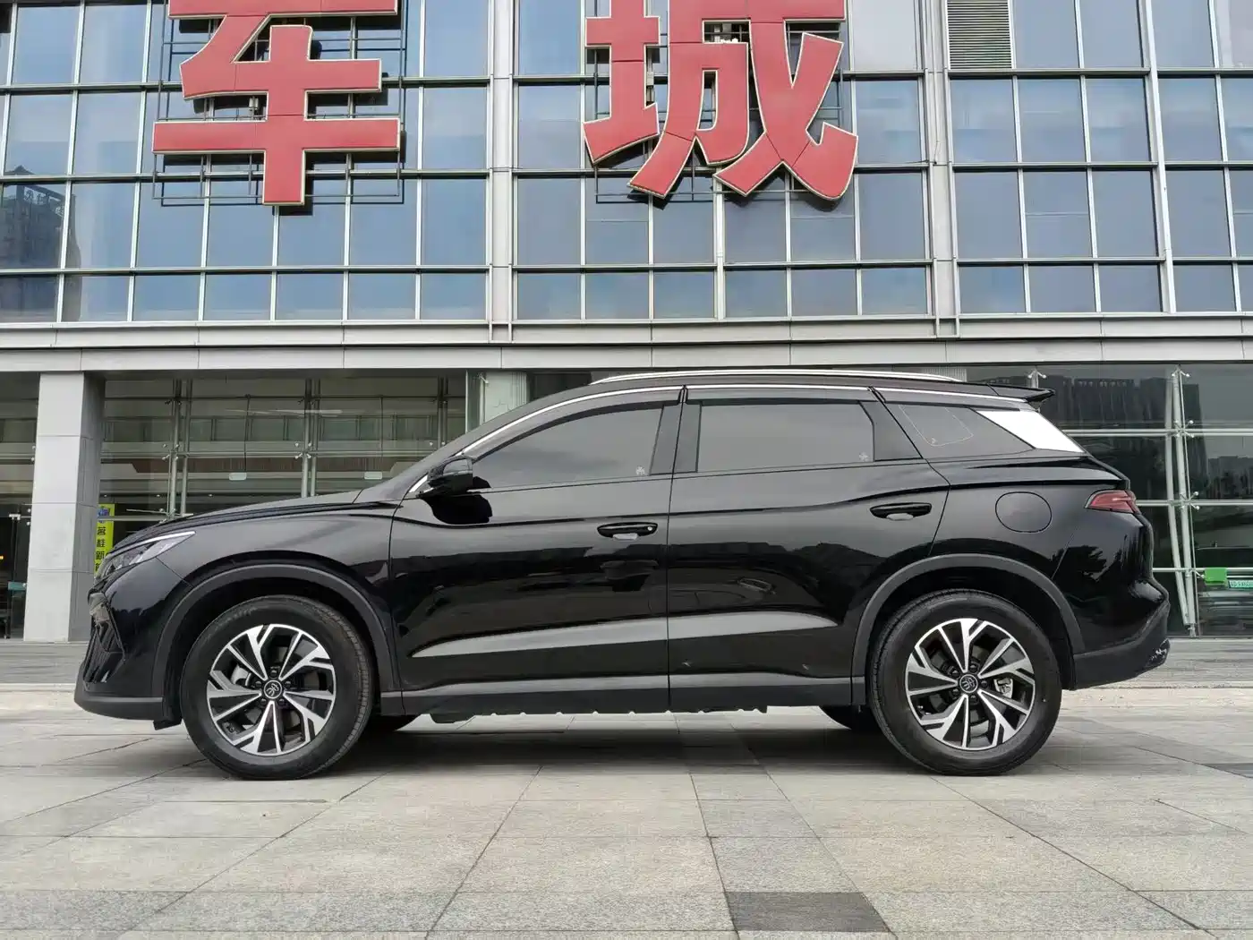 BYD Song Pro New Energy 2025 2nd Gen DM-i 115KM Surpassing Type фото 3