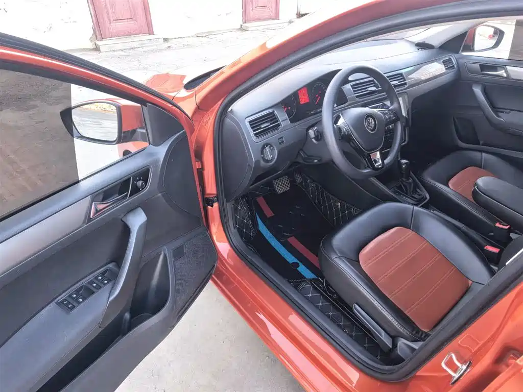 Volkswagen Santana 2017 Gran Santana 1.6L Auto Trendline фото 13