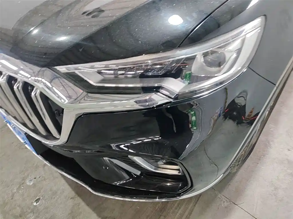 Hongqi HS5 2022 Facelift 2.0T Smart Flag Enjoyment Edition фото 18
