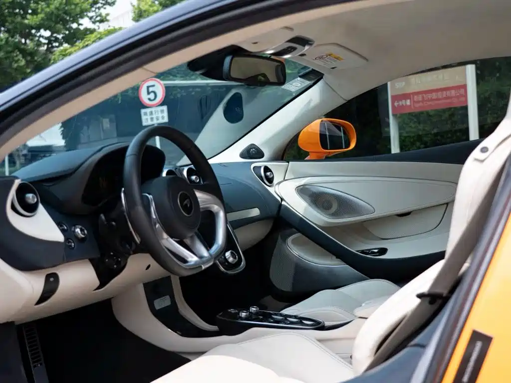 McLaren GT 2023 2023 4.0T Standard Model