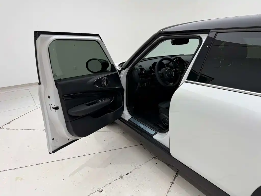 MINI CLUBMAN 2023 2023 1.5T COOPER Connoisseur