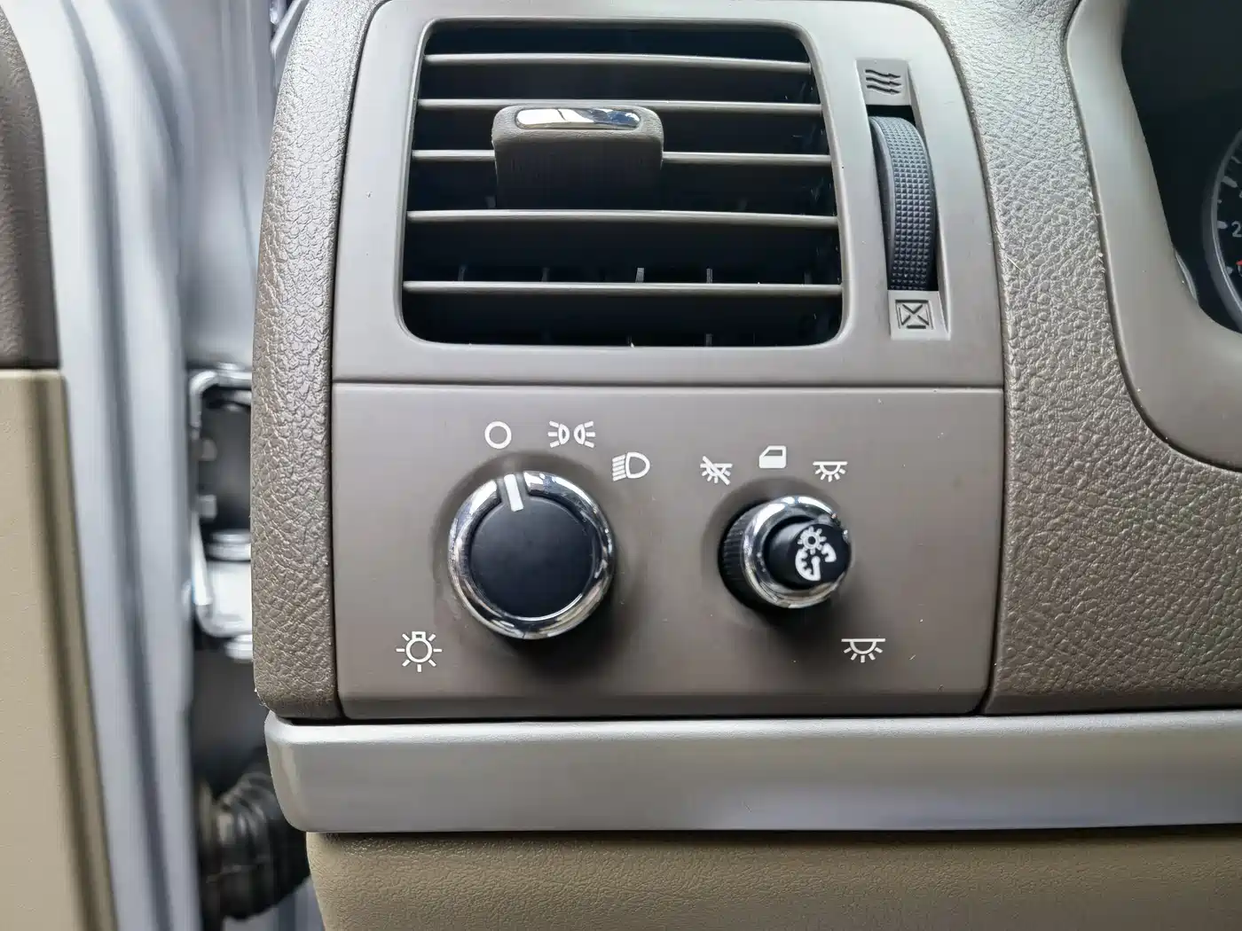 Buick GL8 2014 2.4L Classic Edition фото 14