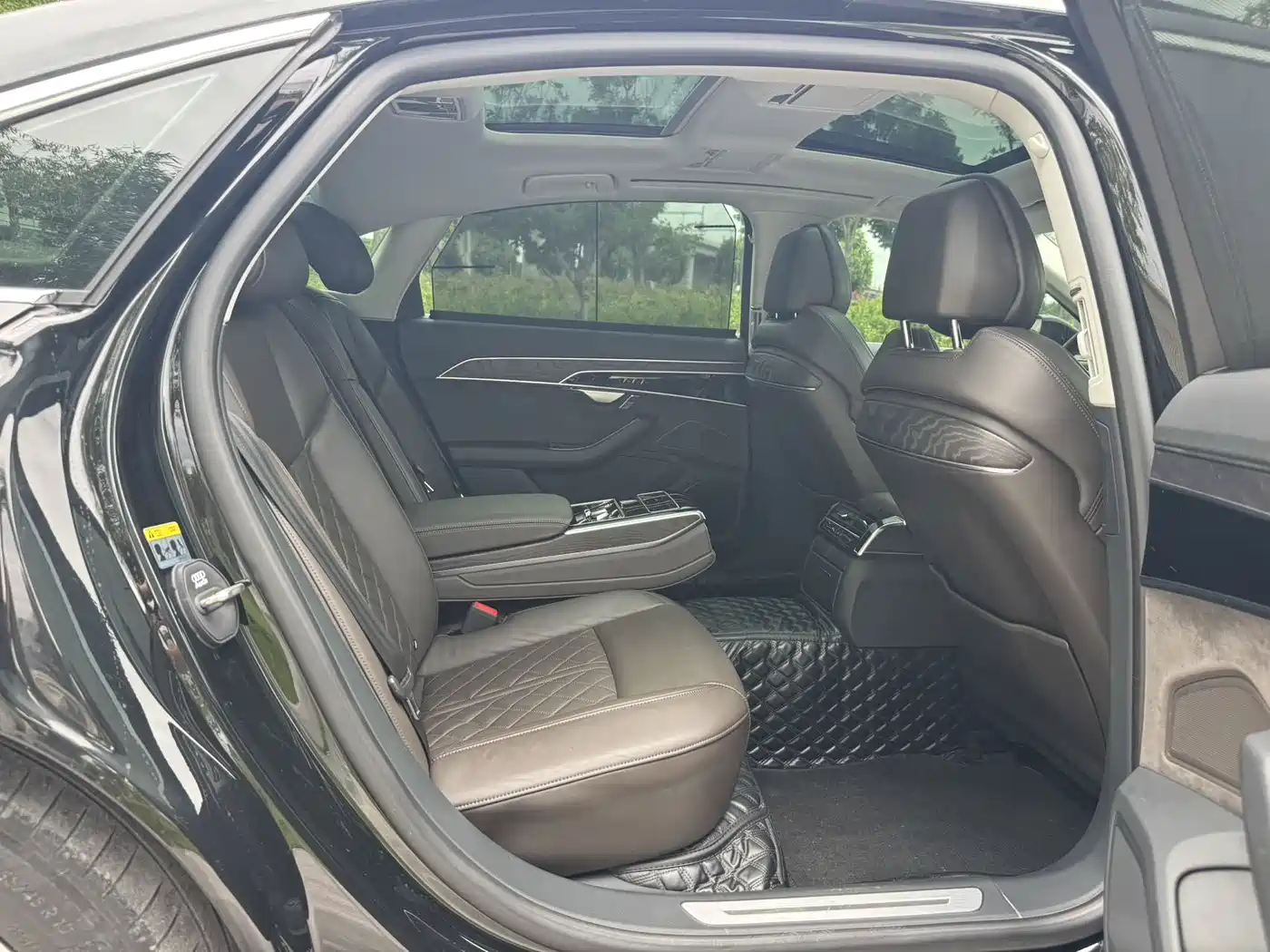 Audi A8 2021 A8L 50 TFSI quattro Comfort фото 12