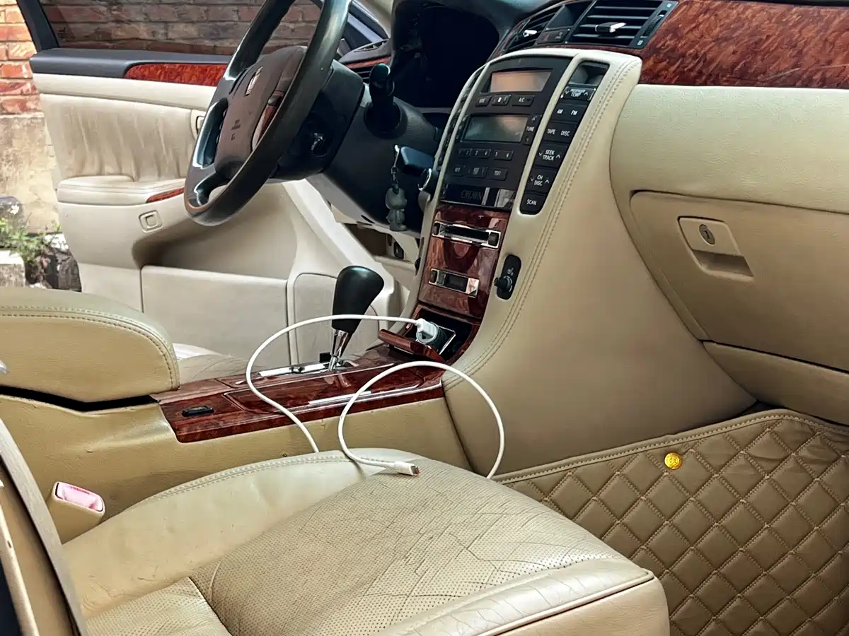 Toyota Crown 2008 2.5L 5th Anniversary Edition фото 10