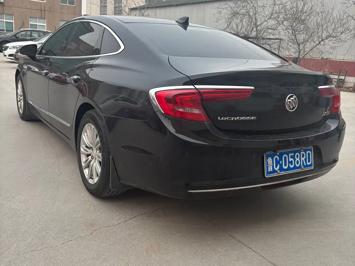 Buick LaCrosse 2018 Model 20T Elite Edition фото 7
