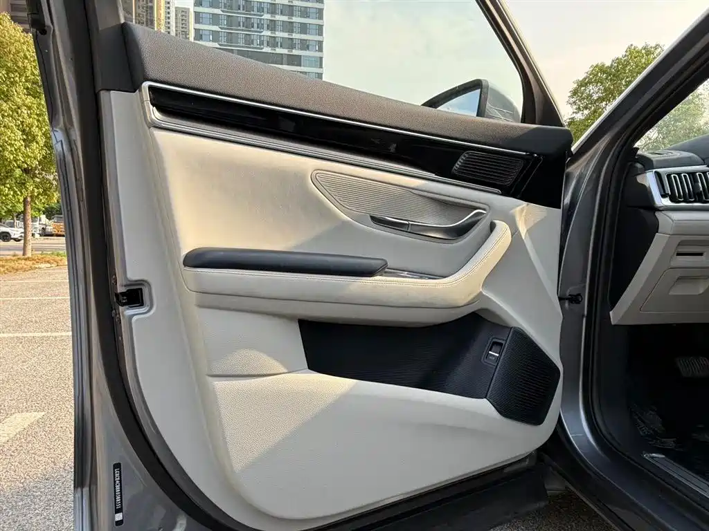 BYD Song PLUS PHEV 2024 Glory Edition EV 520km Flagship фото 5