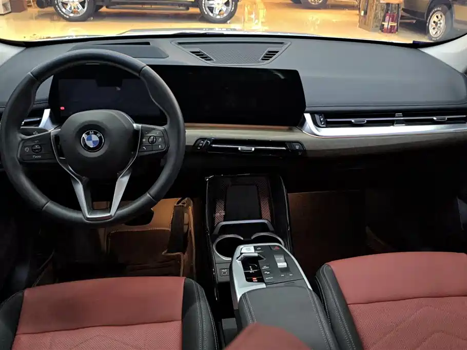 BMW X1 2023 xDrive25Li X Design Package фото 12
