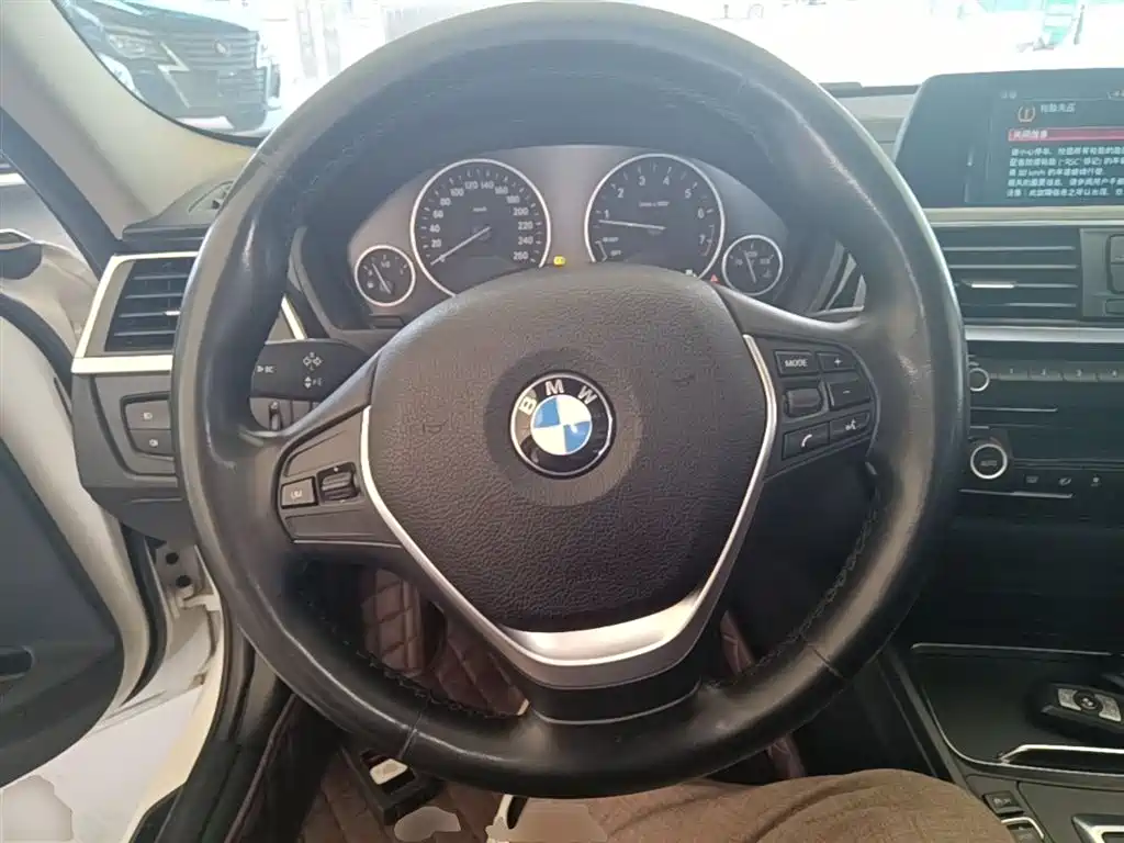 BMW 3 Series 2018 320Li Fashion Style фото 11