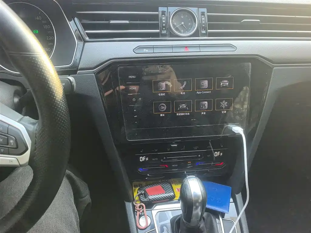 Volkswagen Magotan 2020 330TSI DSG Leading фото 6