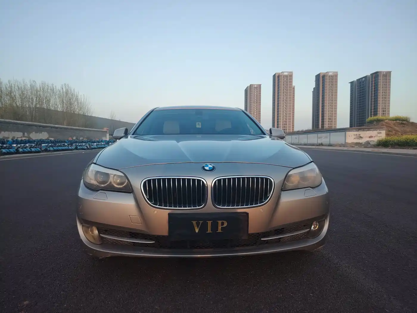 Photo 4 - BMW 5 Series
