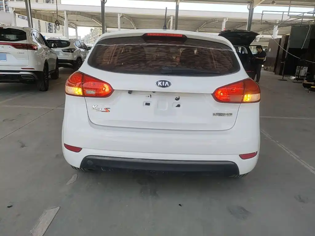 Kia K3S 2015 2014 1.6L Manual GL