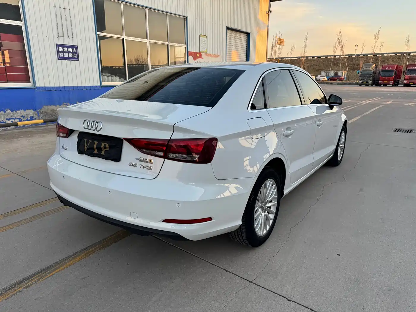 Audi A3 2016 Limousine 35 TFSI Progressive фото 8