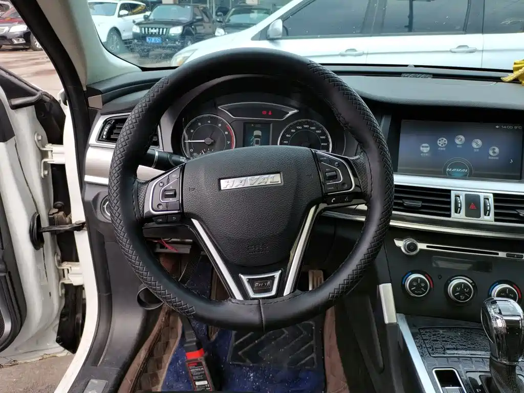 Photo 7 - Haval H7
