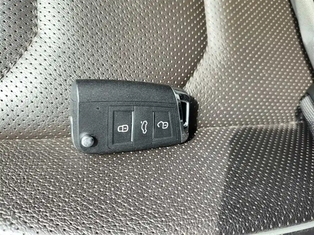 Volkswagen Tiguan L 2017 330TSI Automatic 2WD Flagship Edition фото 9