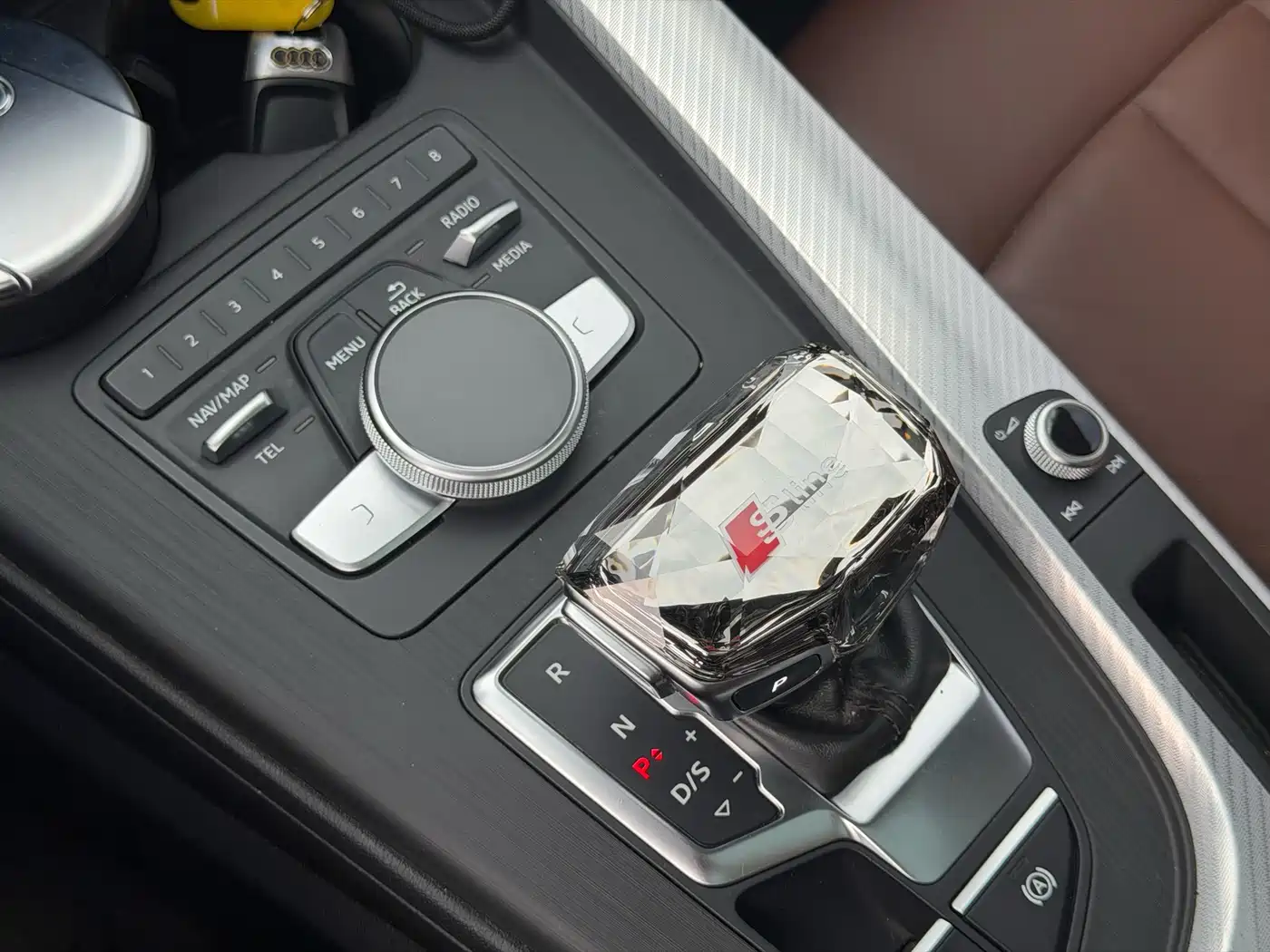 Audi A4L 2017 Plus 40 TFSI Fashion фото 16
