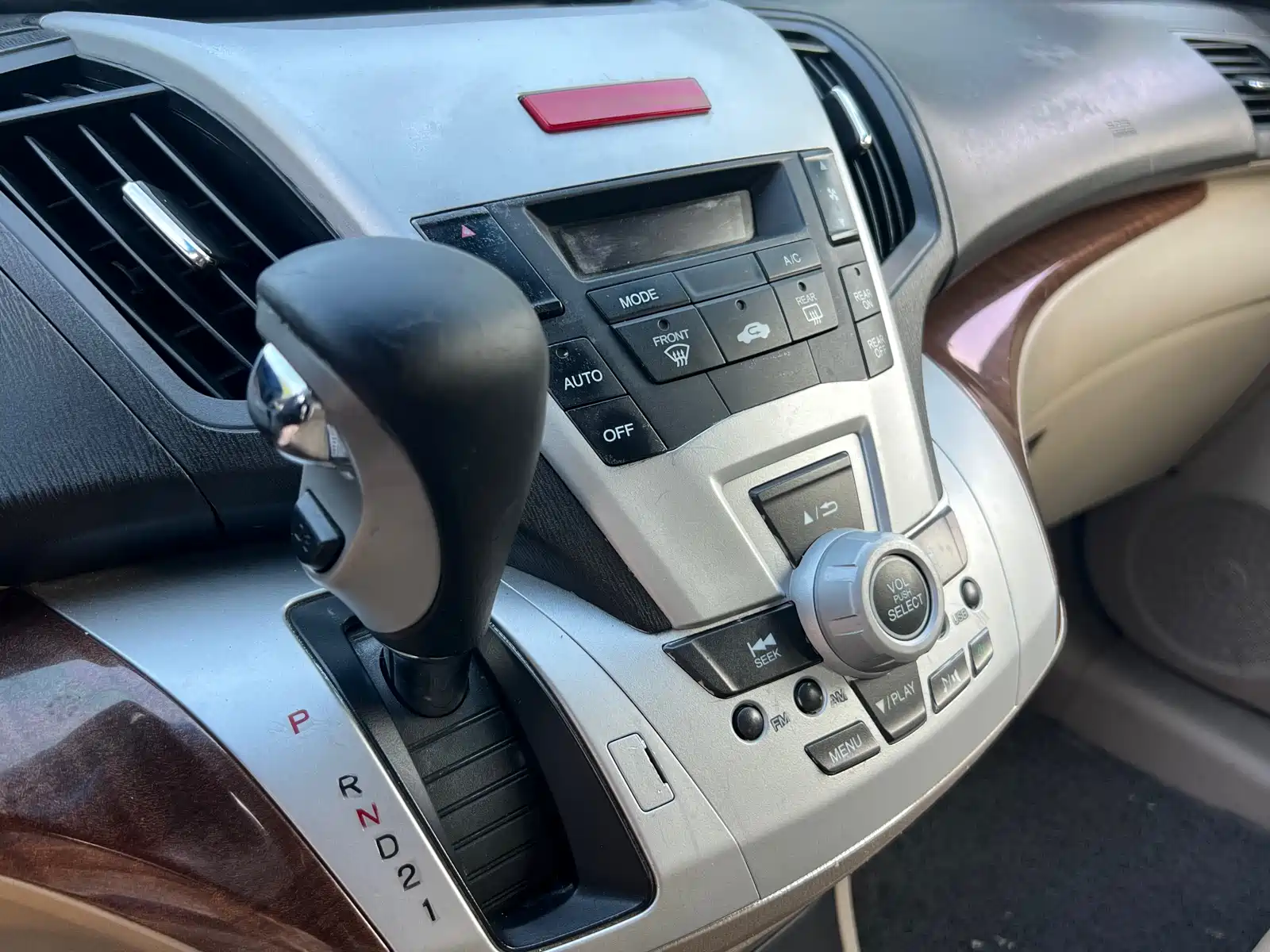 Photo 14 - Honda Odyssey