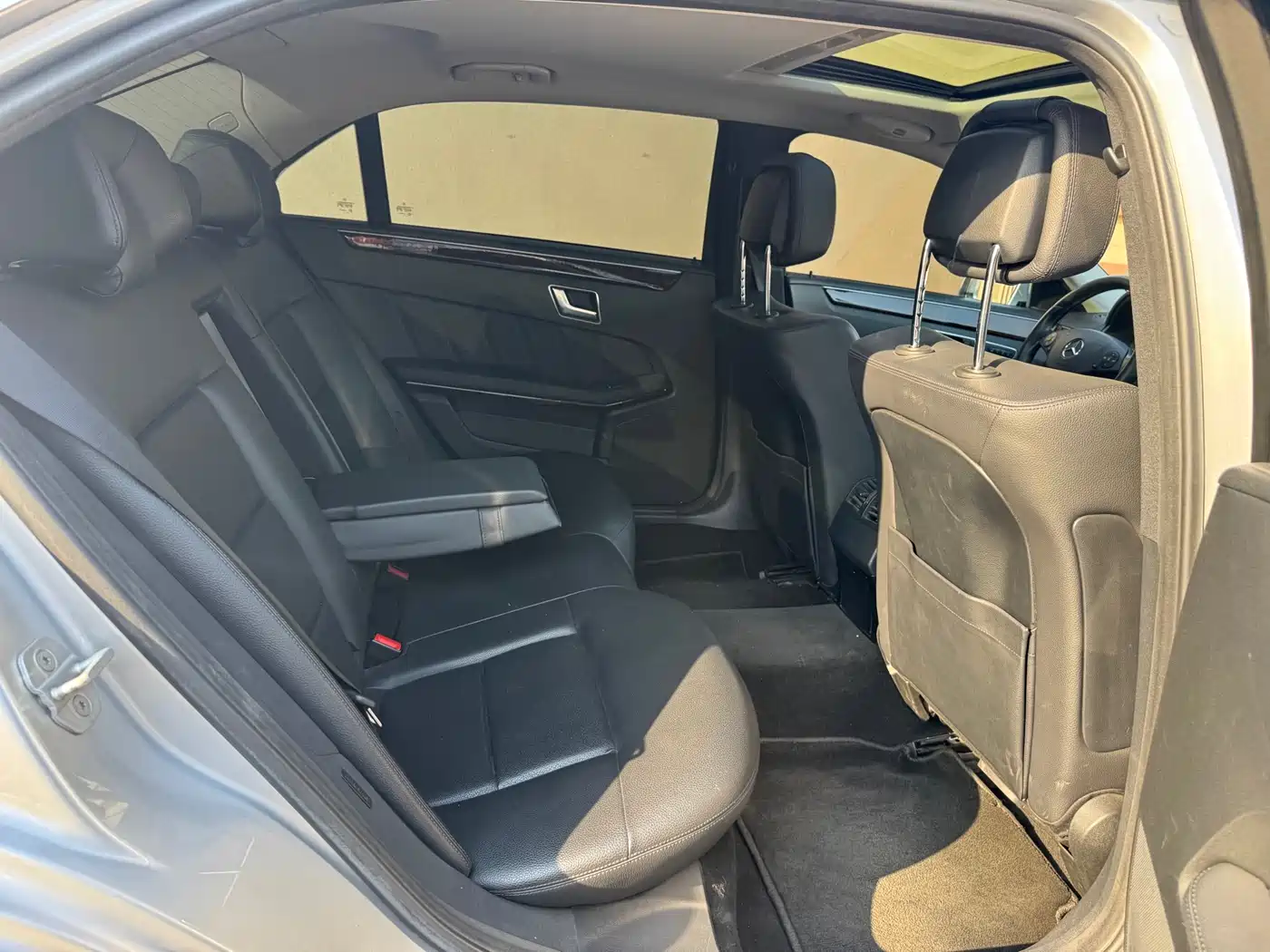 Mercedes-Benz E-Class 2013 Model E 260 L CGI Elegance фото 21