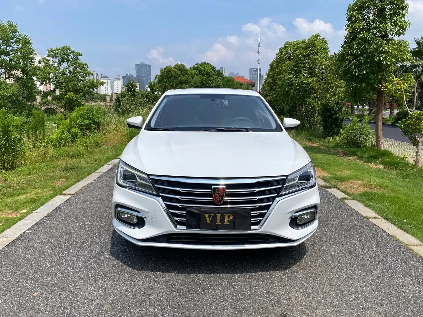 Roewe i5 2019 2019 1.5L Auto 4G Langhao Edition