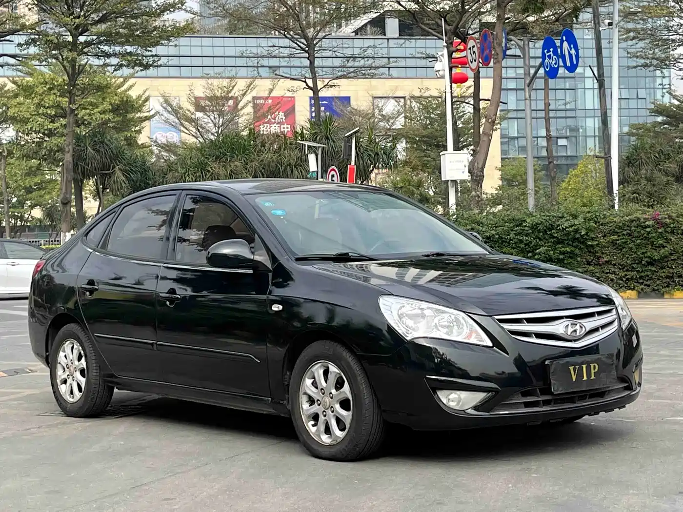 Hyundai Elantra 2011 1.6L Automatic Comfort фото 3