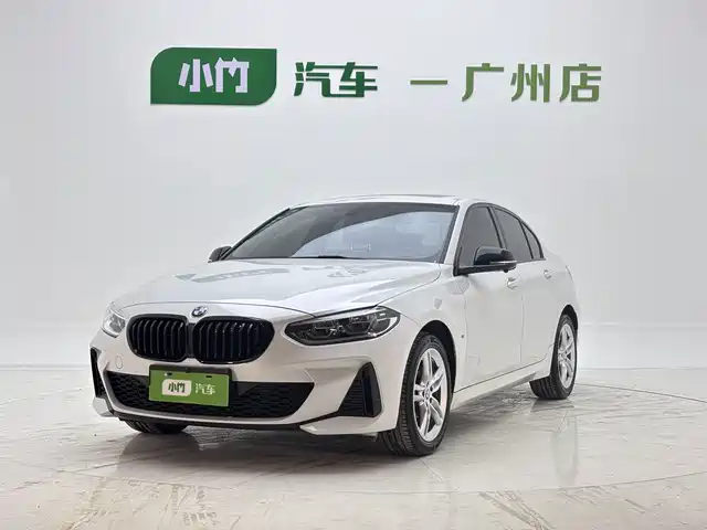 BMW 1 120i, M Спорт, чёрный пакет