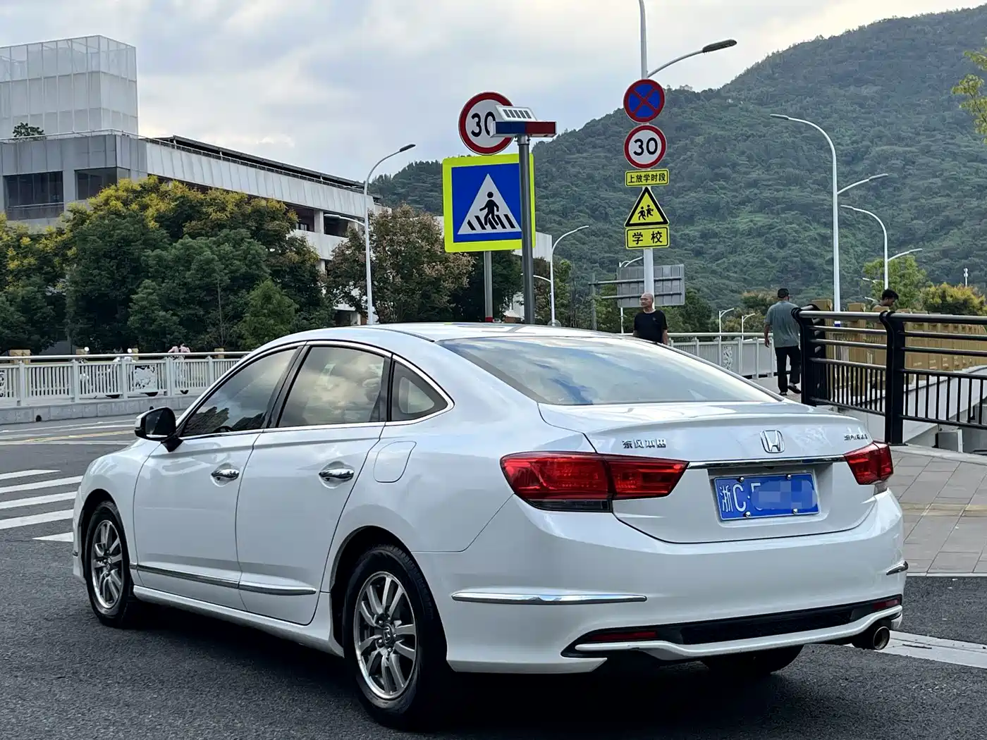 Honda Spirior 2018 2017 2.0L Classic Edition