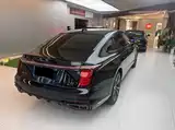 صورة 7 - Hongqi H9