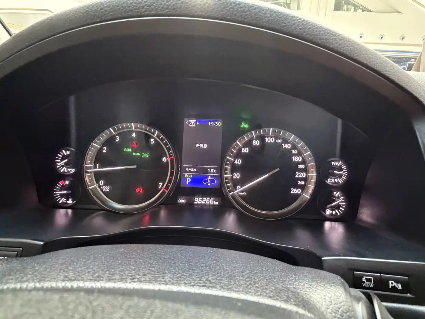 Lexus LX 2019 570 Peak Special Edition фото 5