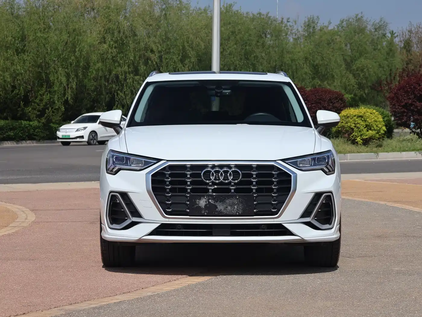 Audi Q3 2023 35 TFSI Fashion Dynamic (1.4T) фото 2