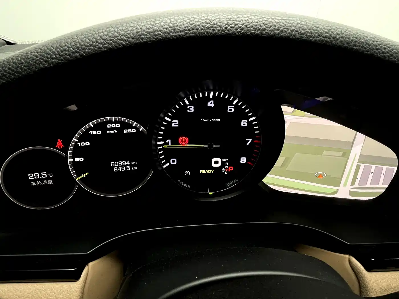 Porsche Cayenne New Energy 2019 Cayenne E-Hybrid 2.0T фото 21