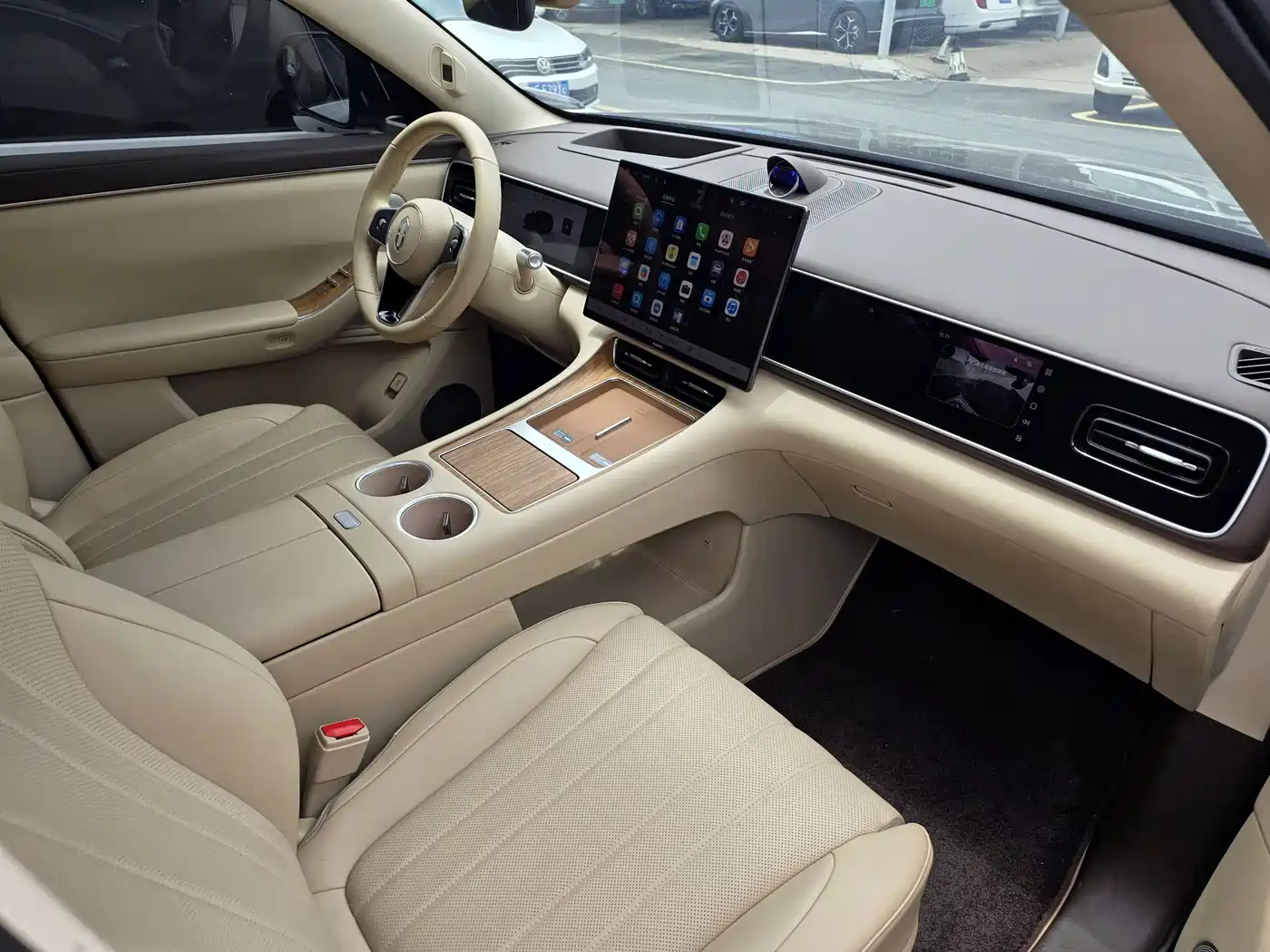 AITO Wenjie AITO M7 2026 Extended Range Base Model 6-Seater фото 9