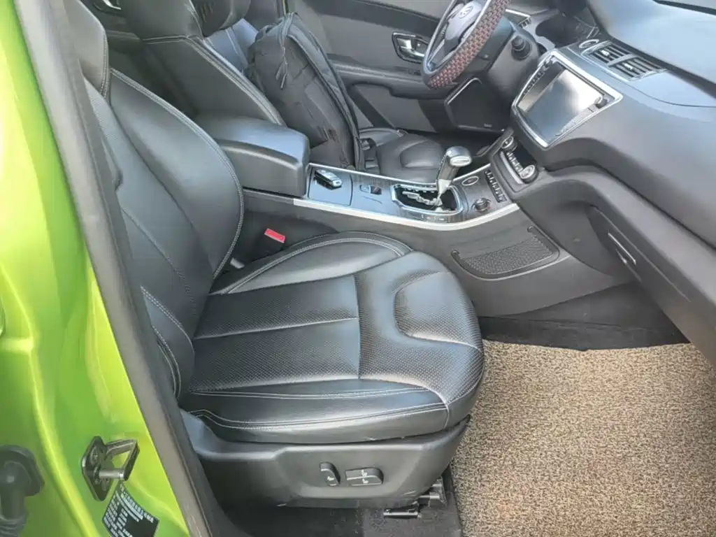 Landwind X7 2017 2015 2.0T Panoramic Flagship Edition